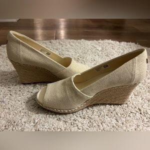 Toms wedges